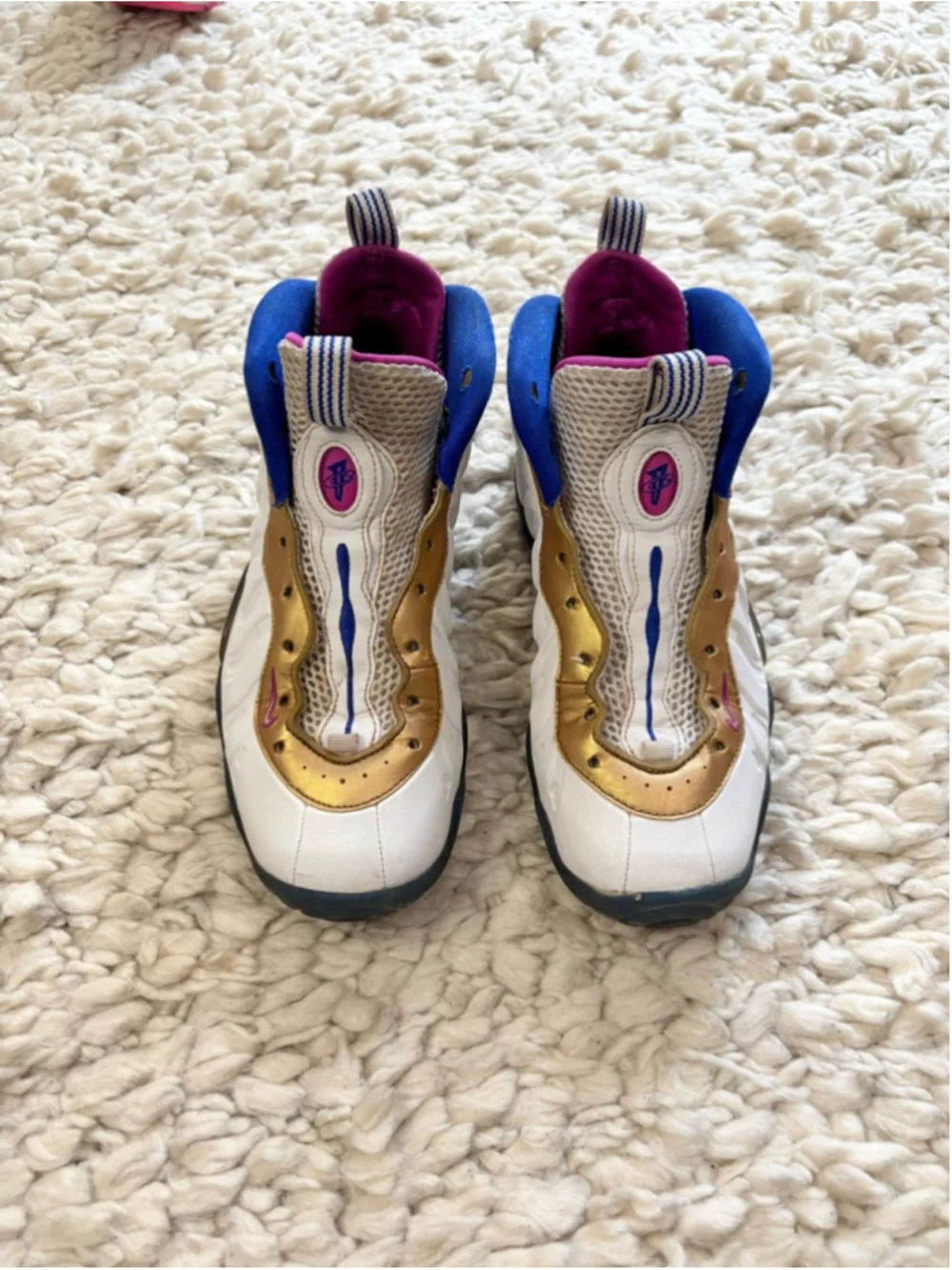 Nike Little Posite One Kids Shoes Size 5y Fuchsia Blast White/Gold